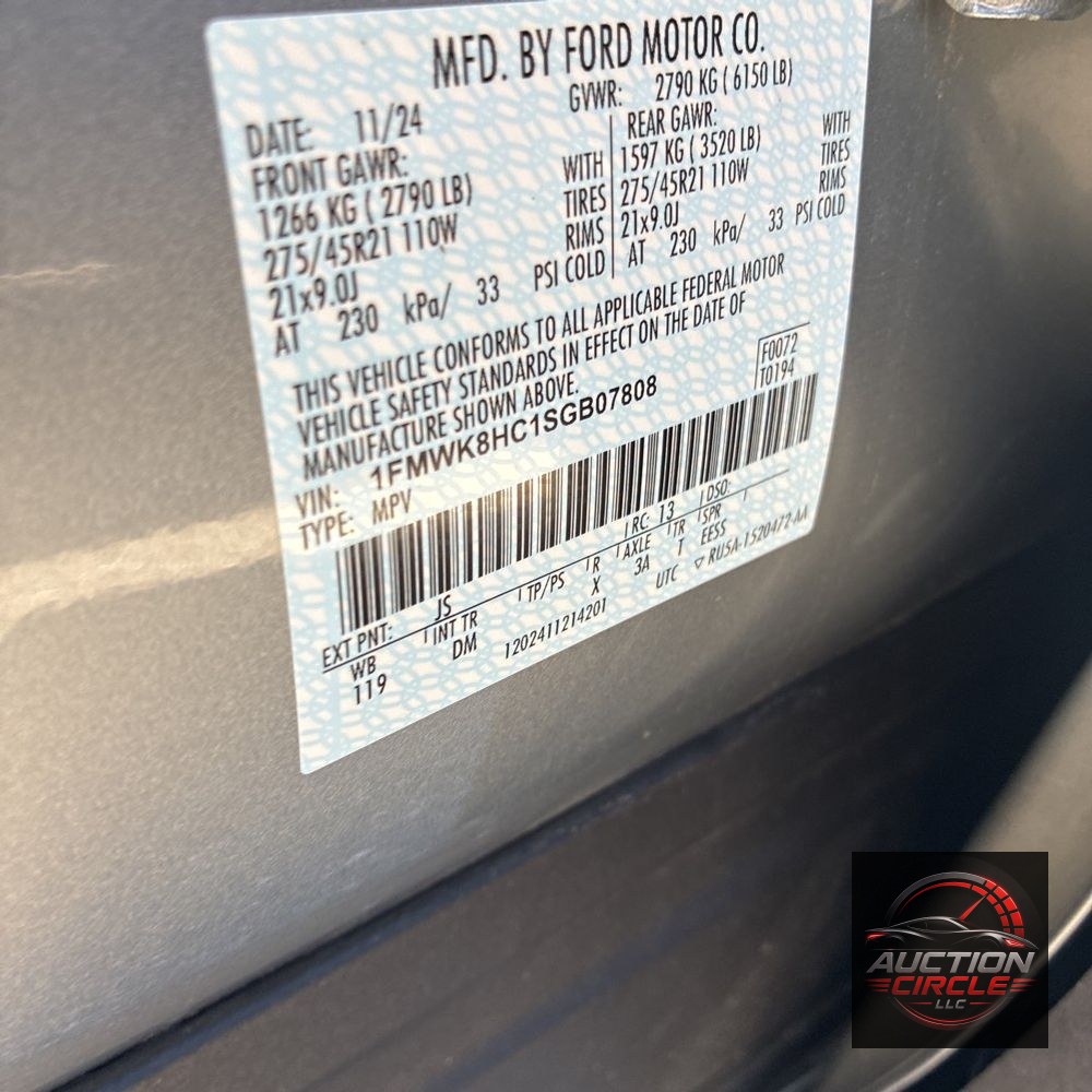 2025 Ford Explorer Platinum