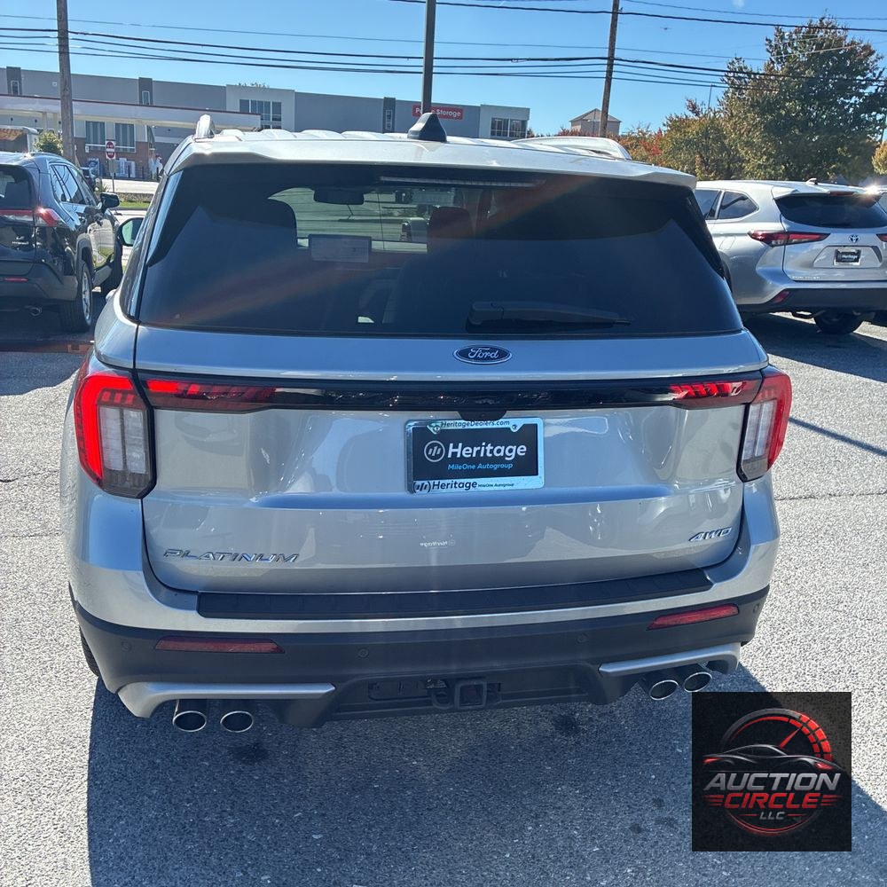 2025 Ford Explorer Platinum