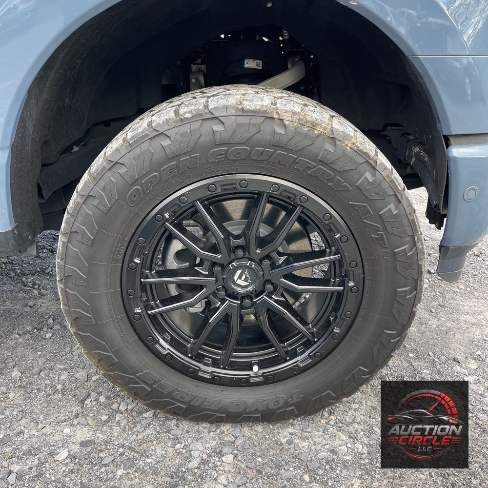 2023 Ford F-150 Lightning Platinum