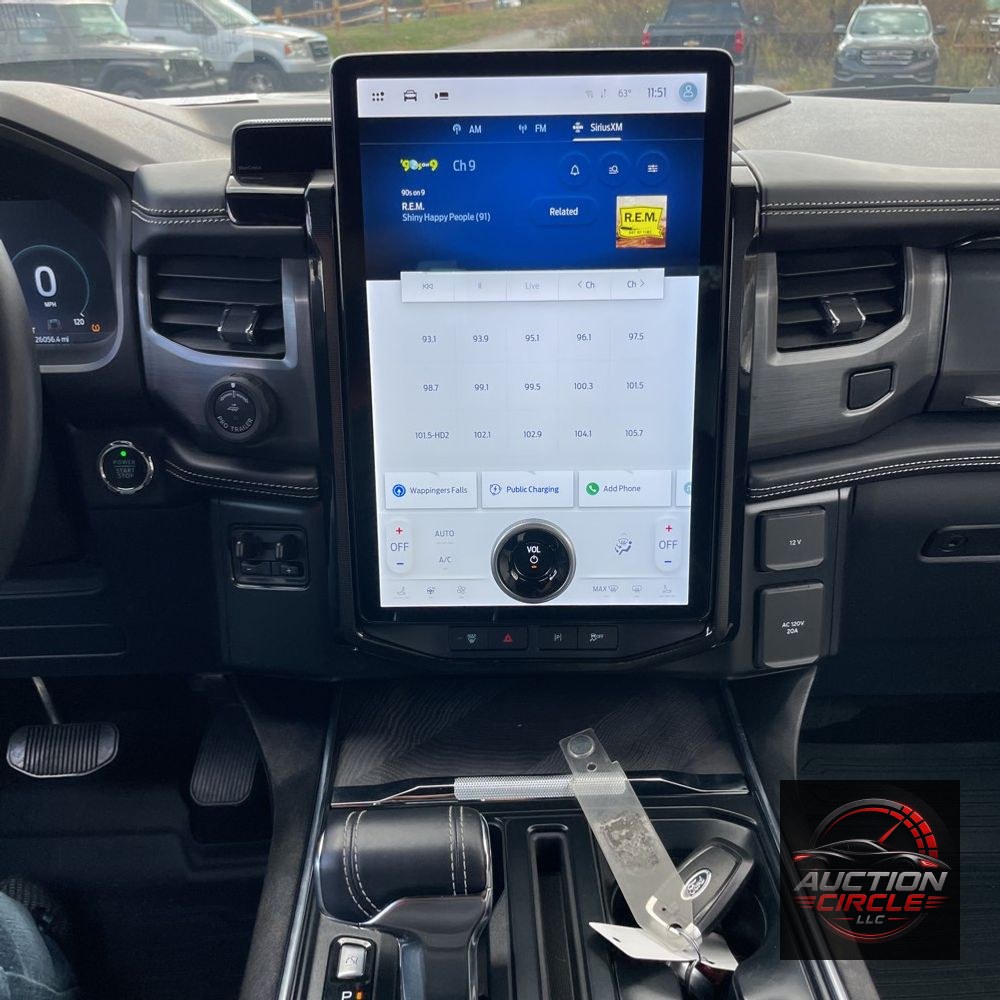 2023 Ford F-150 Lightning Platinum