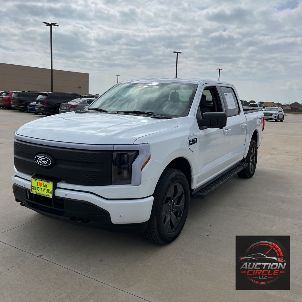 2025 Ford F-150 Lightning Flash