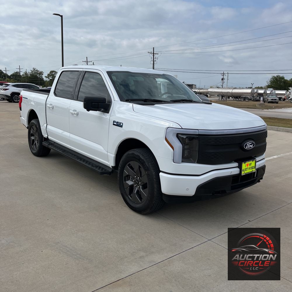 2025 Ford F-150 Lightning Flash