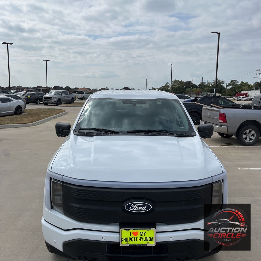 2025 Ford F-150 Lightning Flash