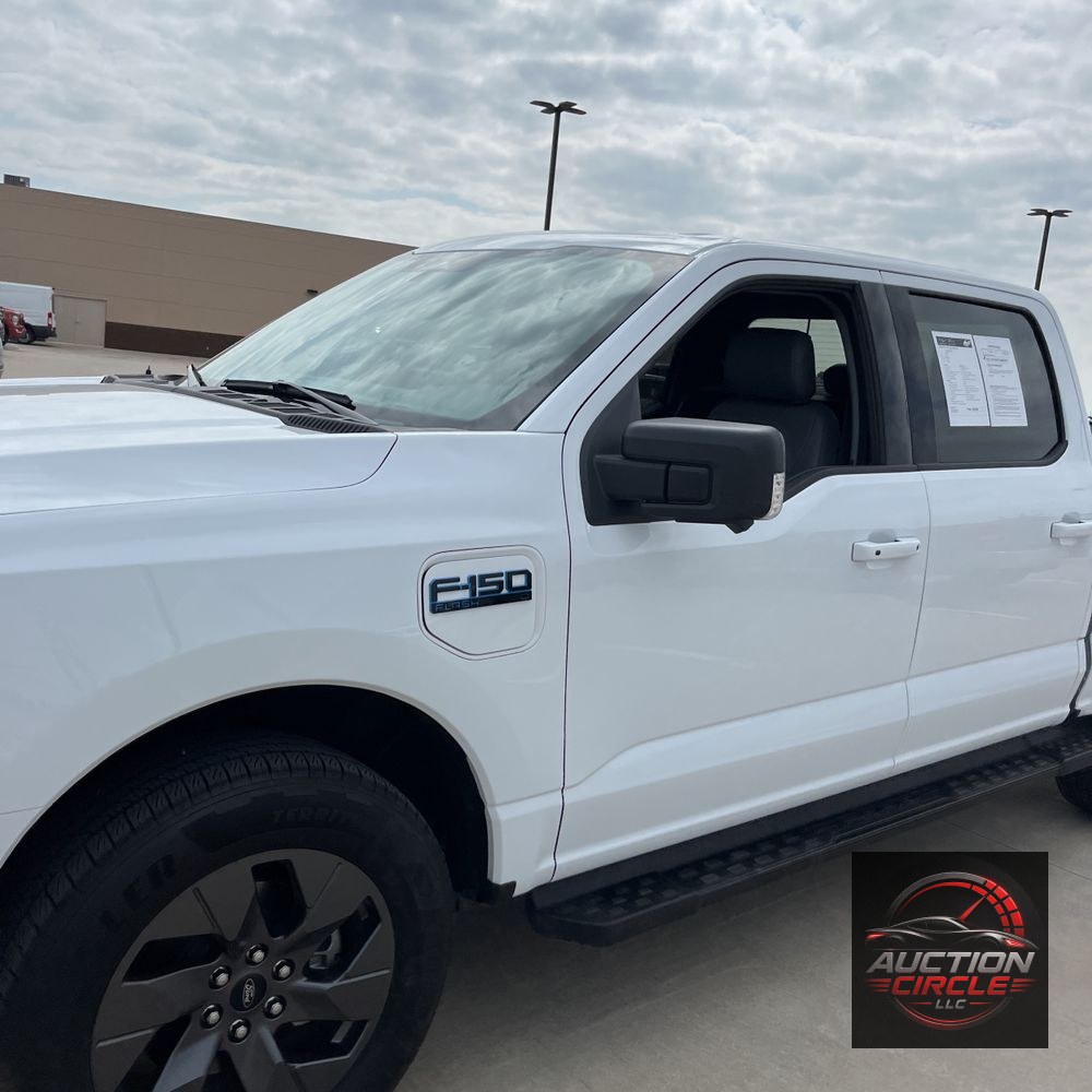 2025 Ford F-150 Lightning Flash
