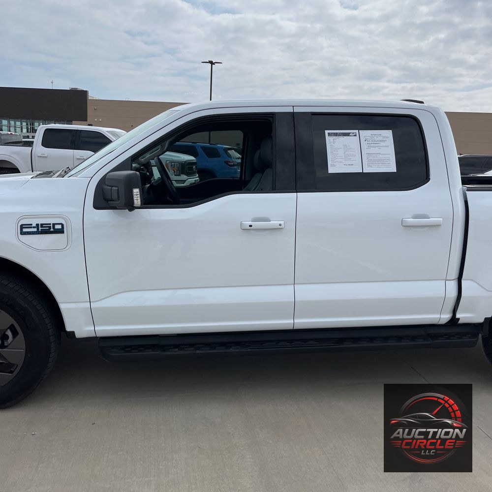 2025 Ford F-150 Lightning Flash