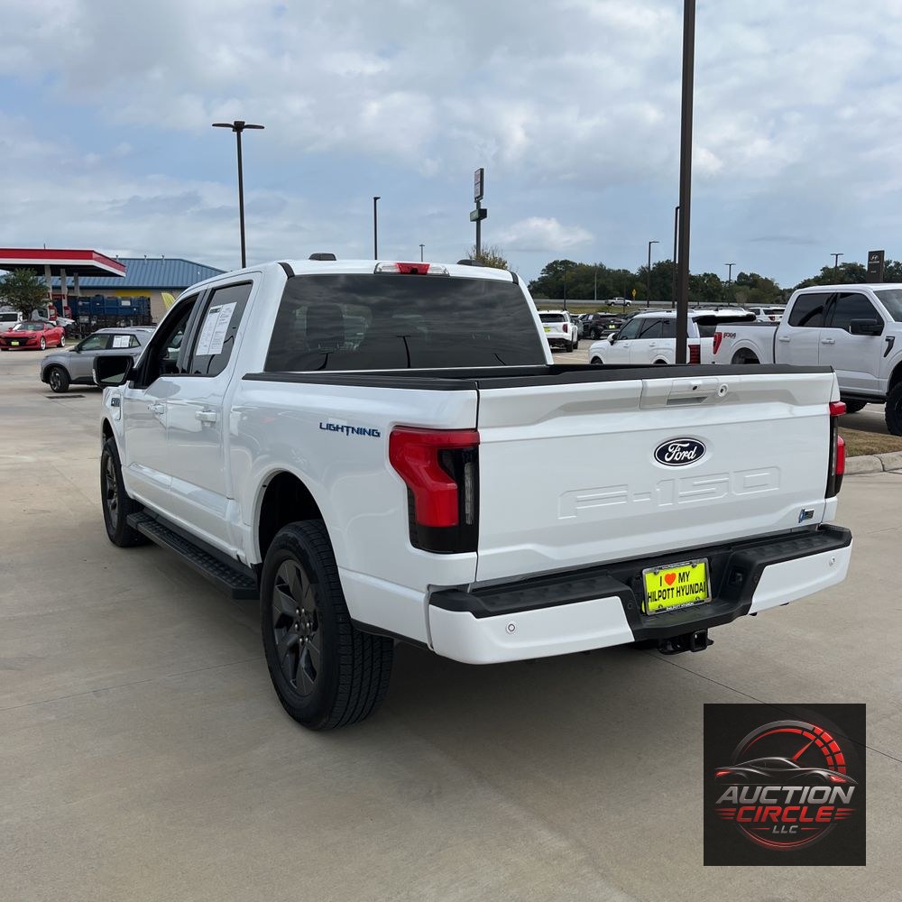 2025 Ford F-150 Lightning Flash