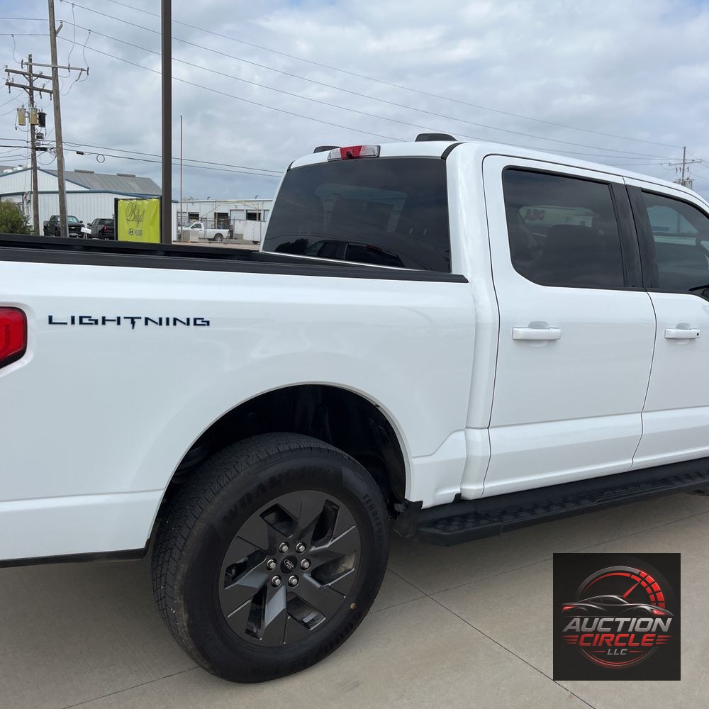 2025 Ford F-150 Lightning Flash