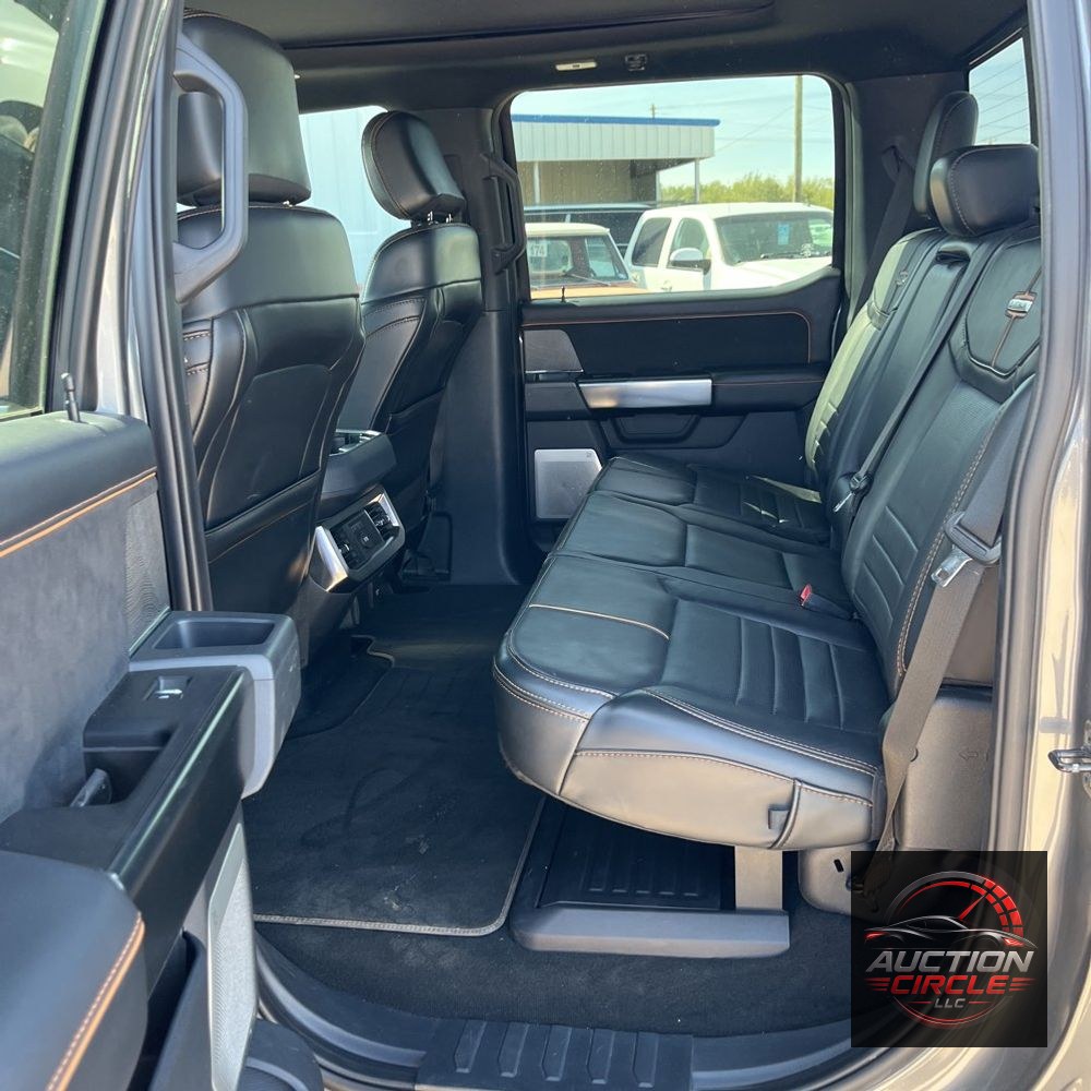 2024 Ford F-250 Super Duty Platinum