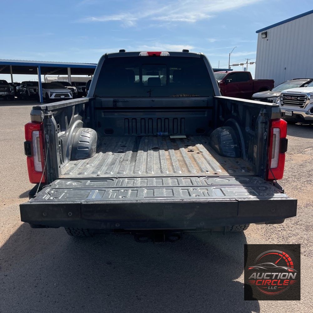 2024 Ford F-250 Super Duty Platinum
