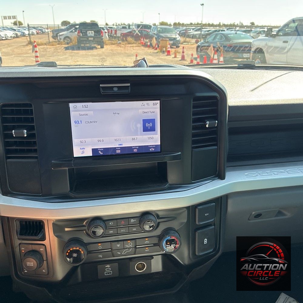 2025 Ford F-250 Super Duty XL