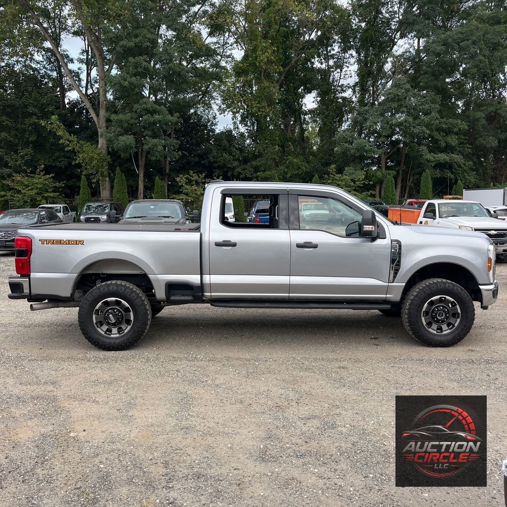 2024 Ford F-350 Super Duty XLT