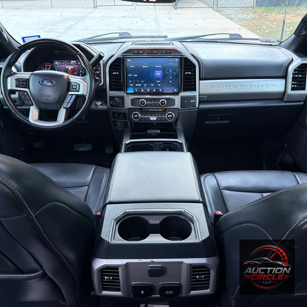 2022 Ford F-350 Super Duty Lariat