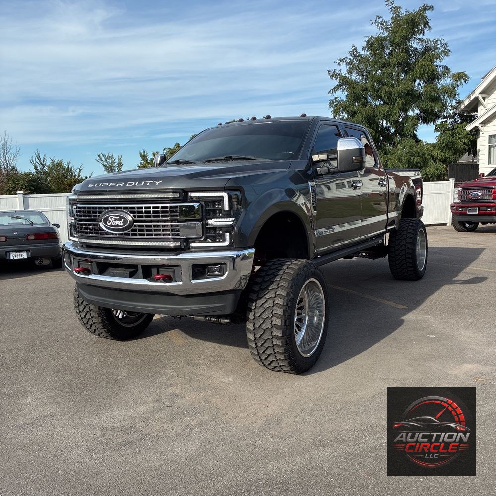 2017 Ford F-350 Super Duty Lariat