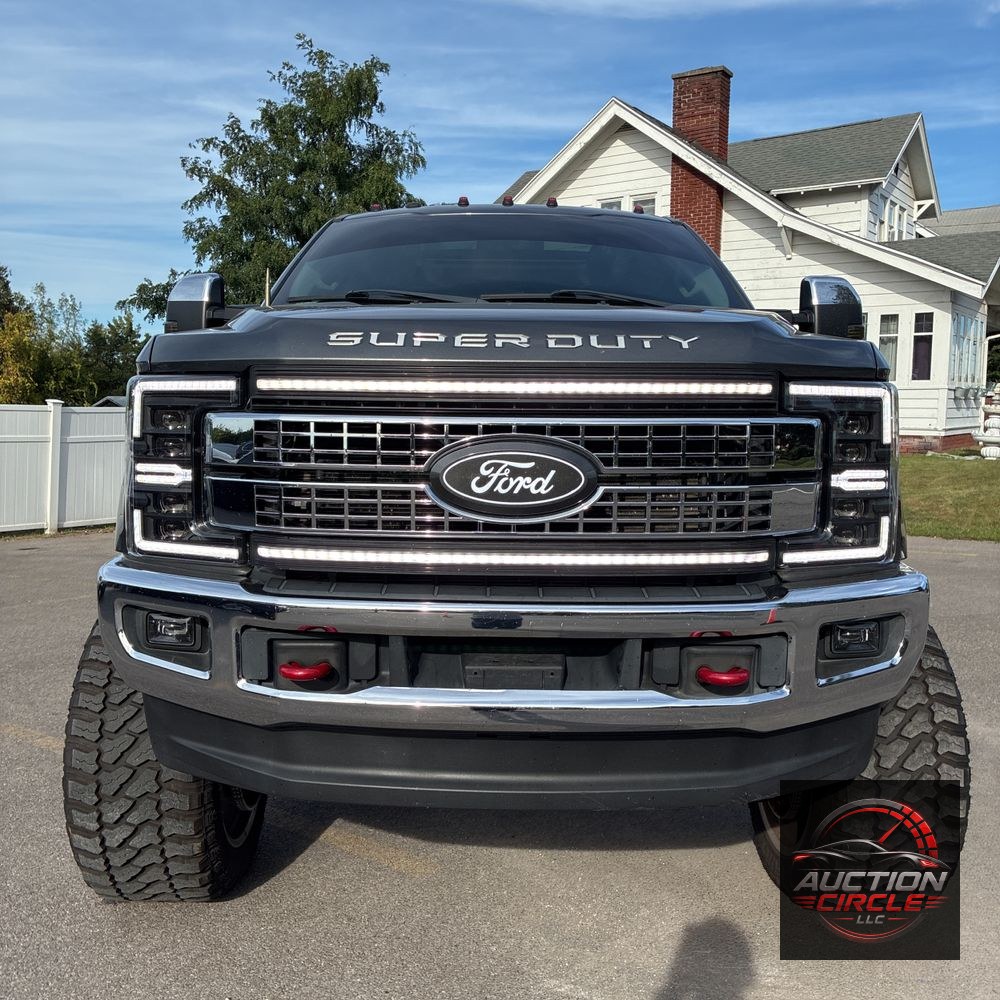 2017 Ford F-350 Super Duty Lariat