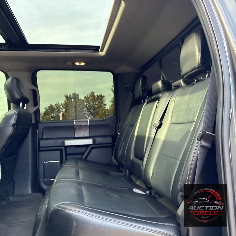 2017 Ford F-350 Super Duty Lariat