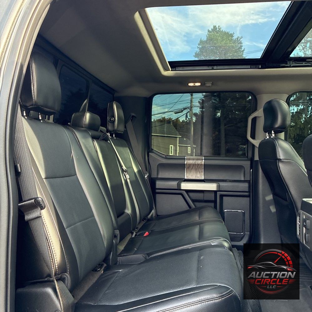 2017 Ford F-350 Super Duty Lariat