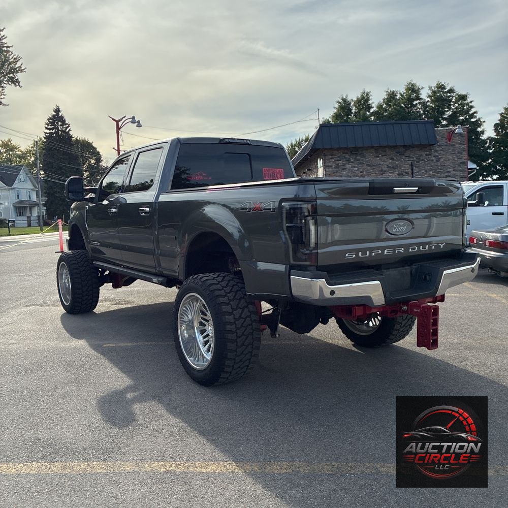 2017 Ford F-350 Super Duty Lariat