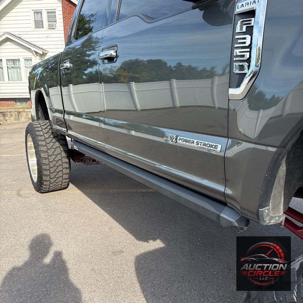 2017 Ford F-350 Super Duty Lariat