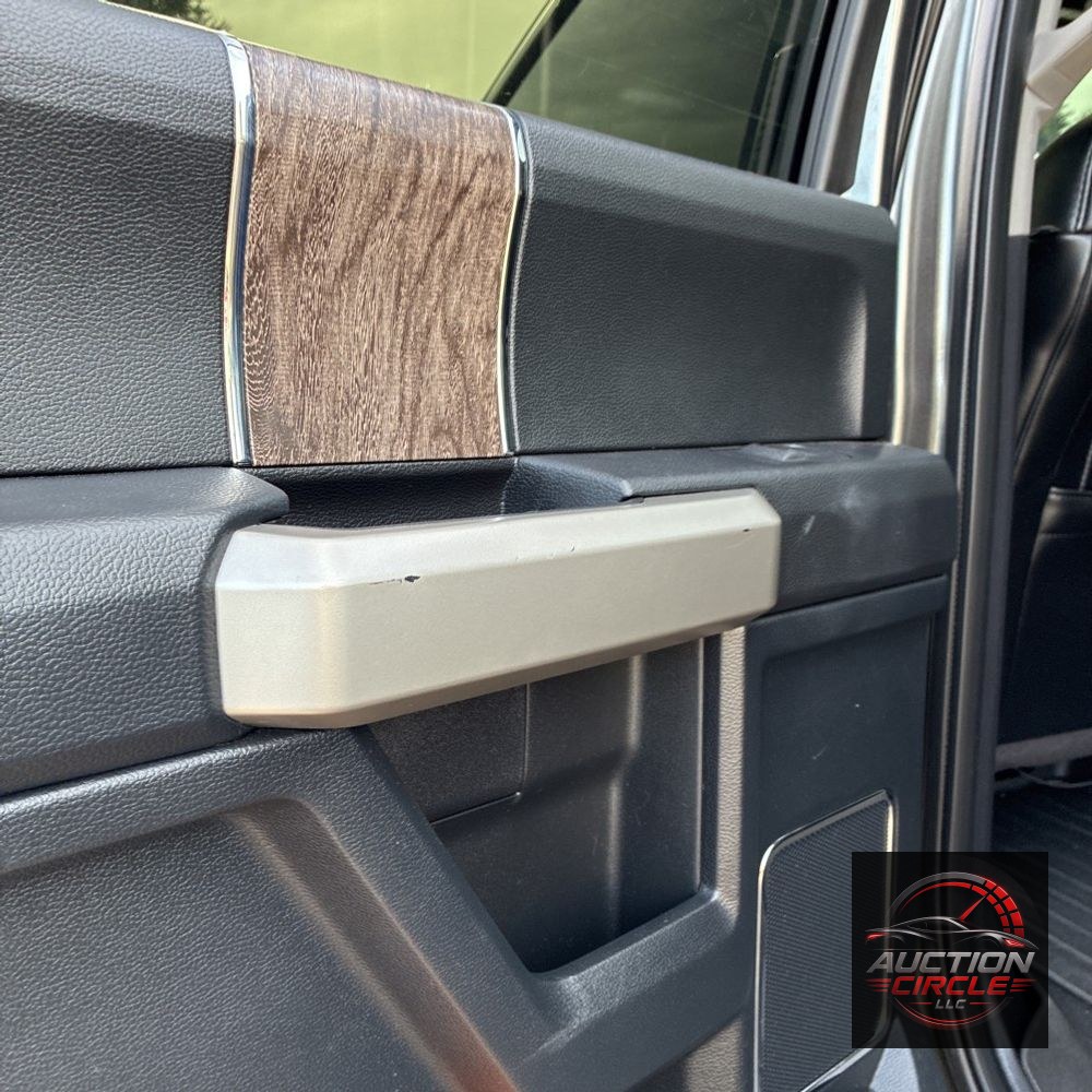 2017 Ford F-350 Super Duty Lariat