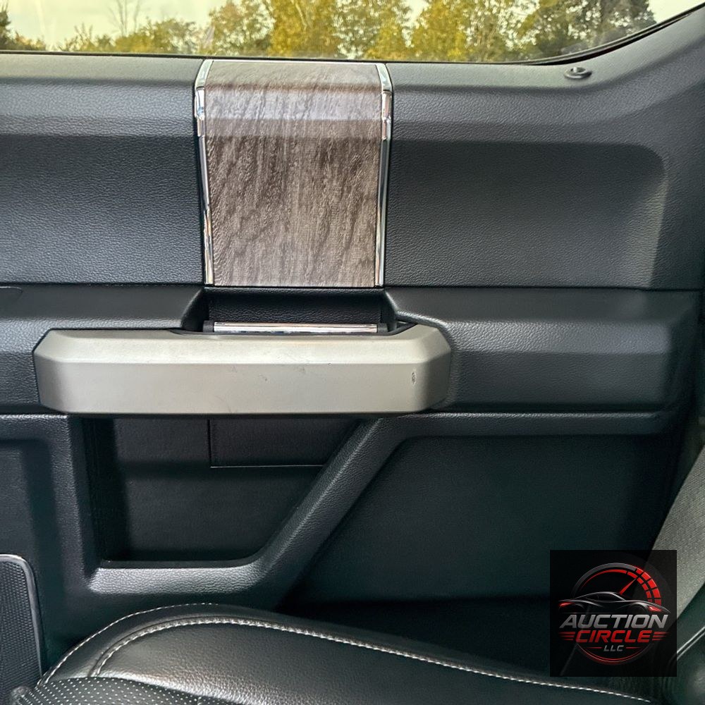 2017 Ford F-350 Super Duty Lariat