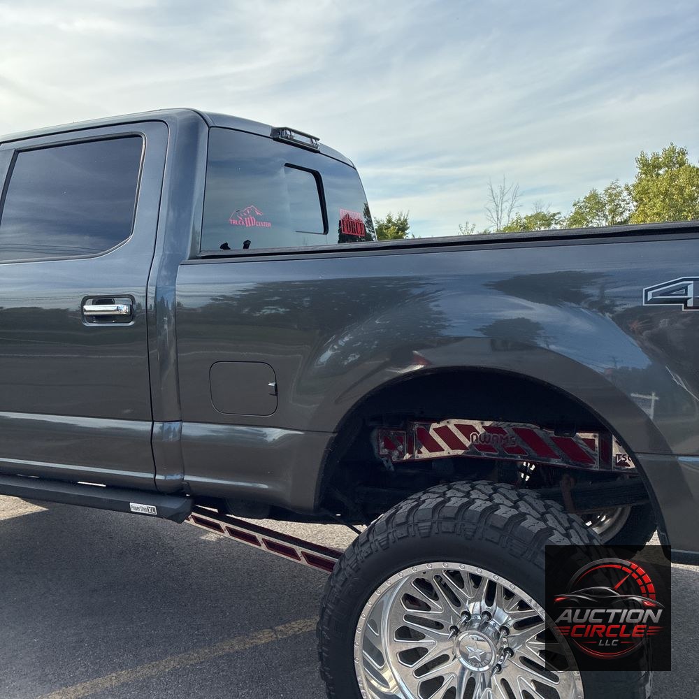 2017 Ford F-350 Super Duty Lariat