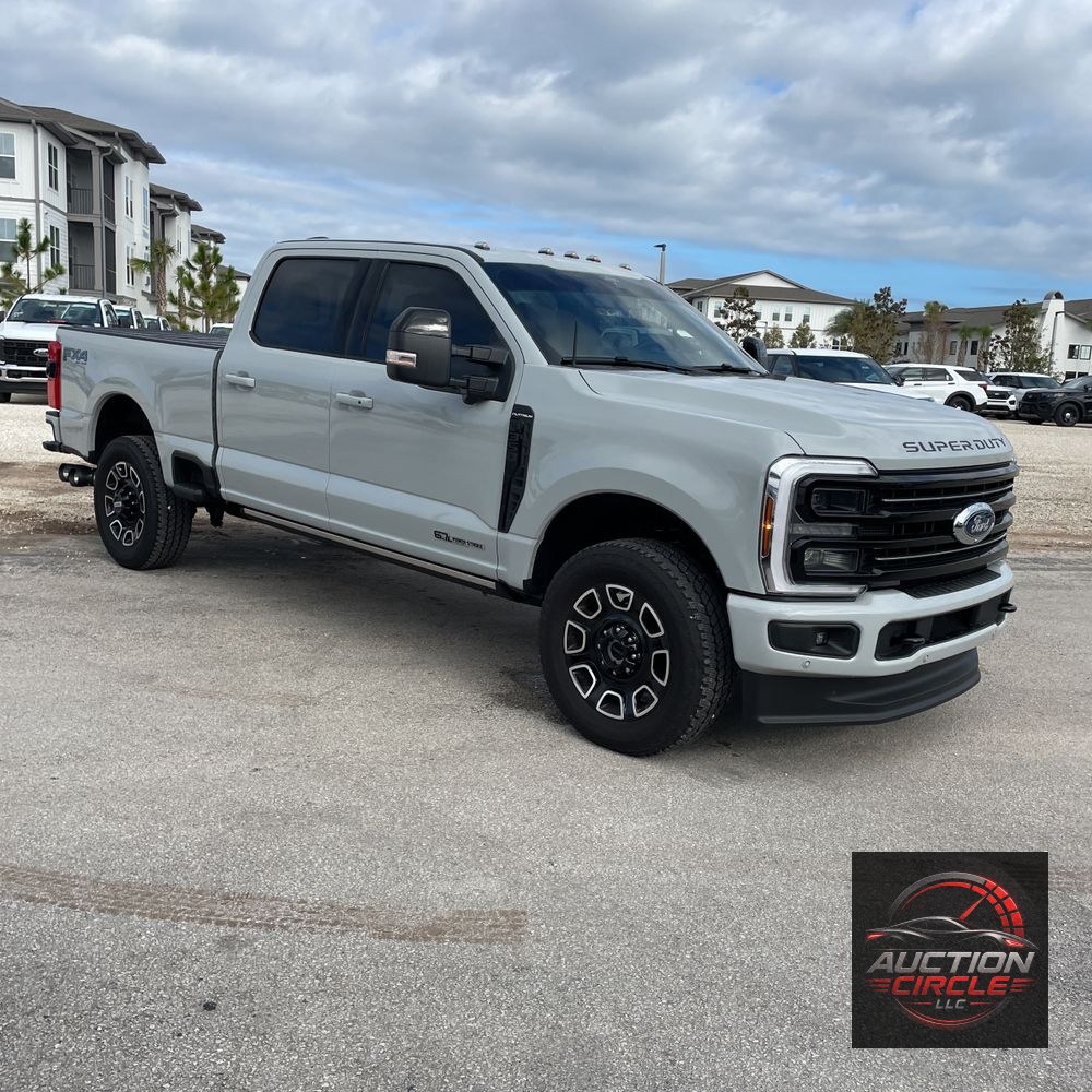 2025 Ford F-350 Super Duty Platinum
