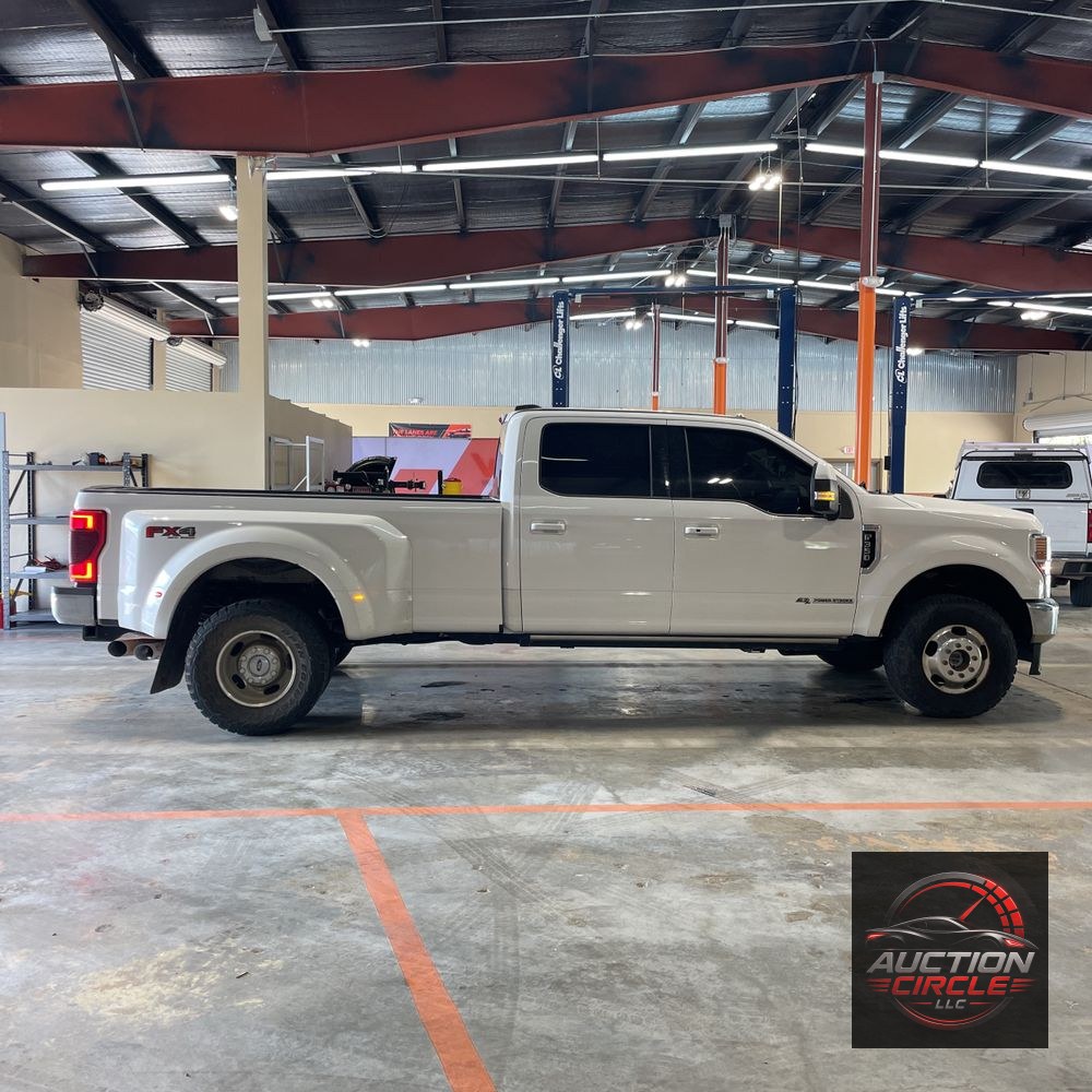 2021 Ford F-350 Super Duty Lariat