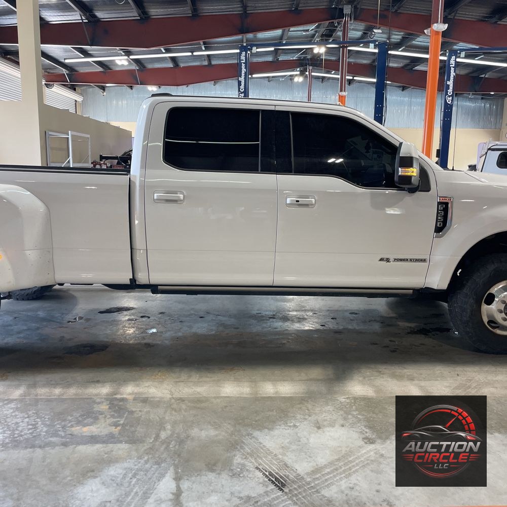 2021 Ford F-350 Super Duty Lariat