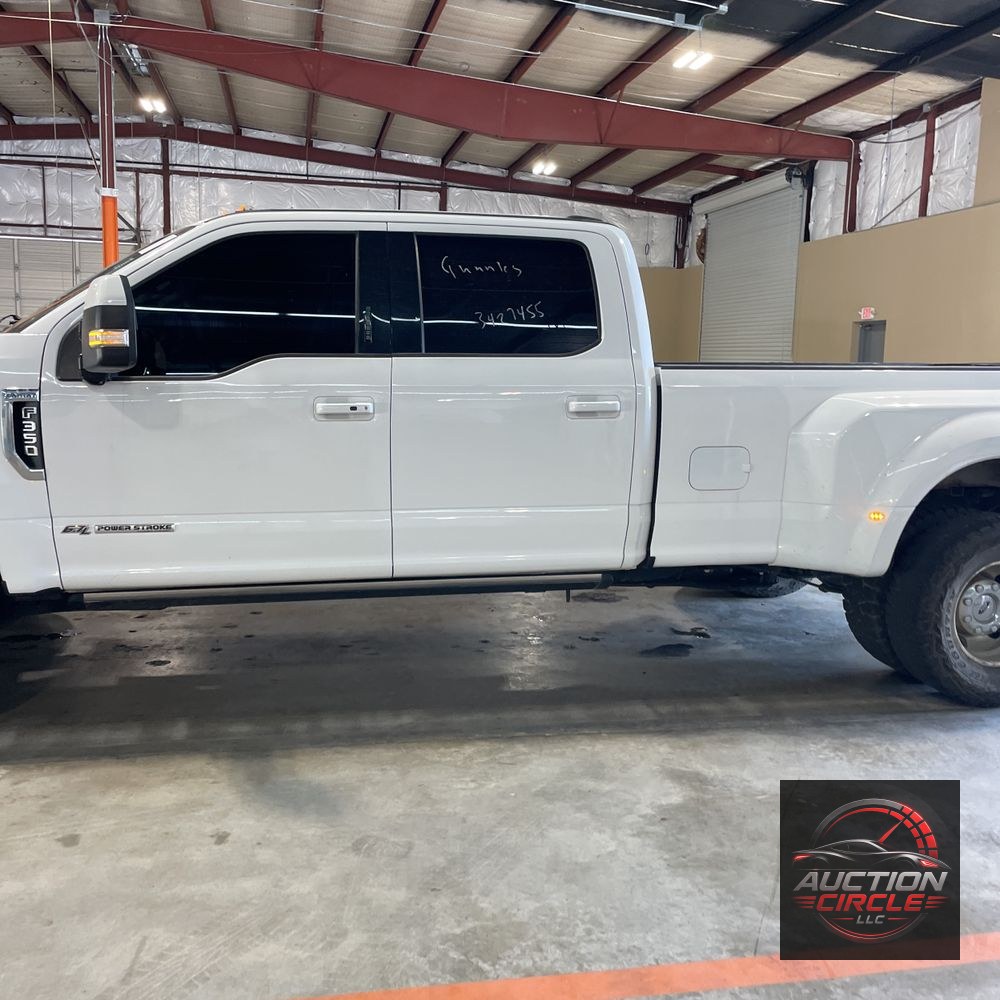 2021 Ford F-350 Super Duty Lariat
