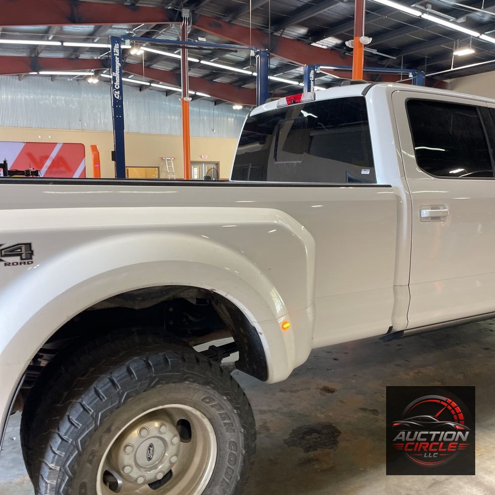 2021 Ford F-350 Super Duty Lariat