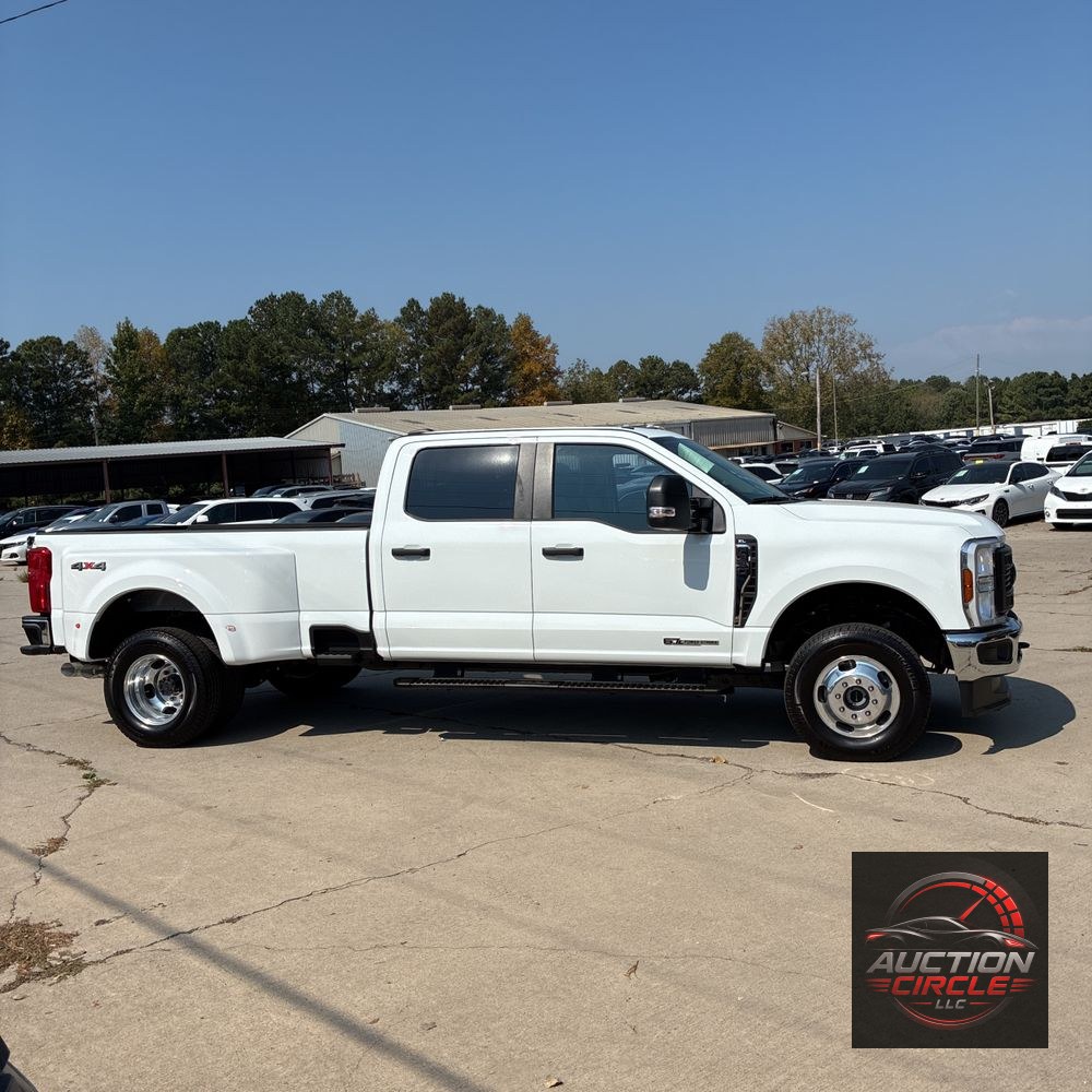 2025 Ford F-350 Super Duty XL