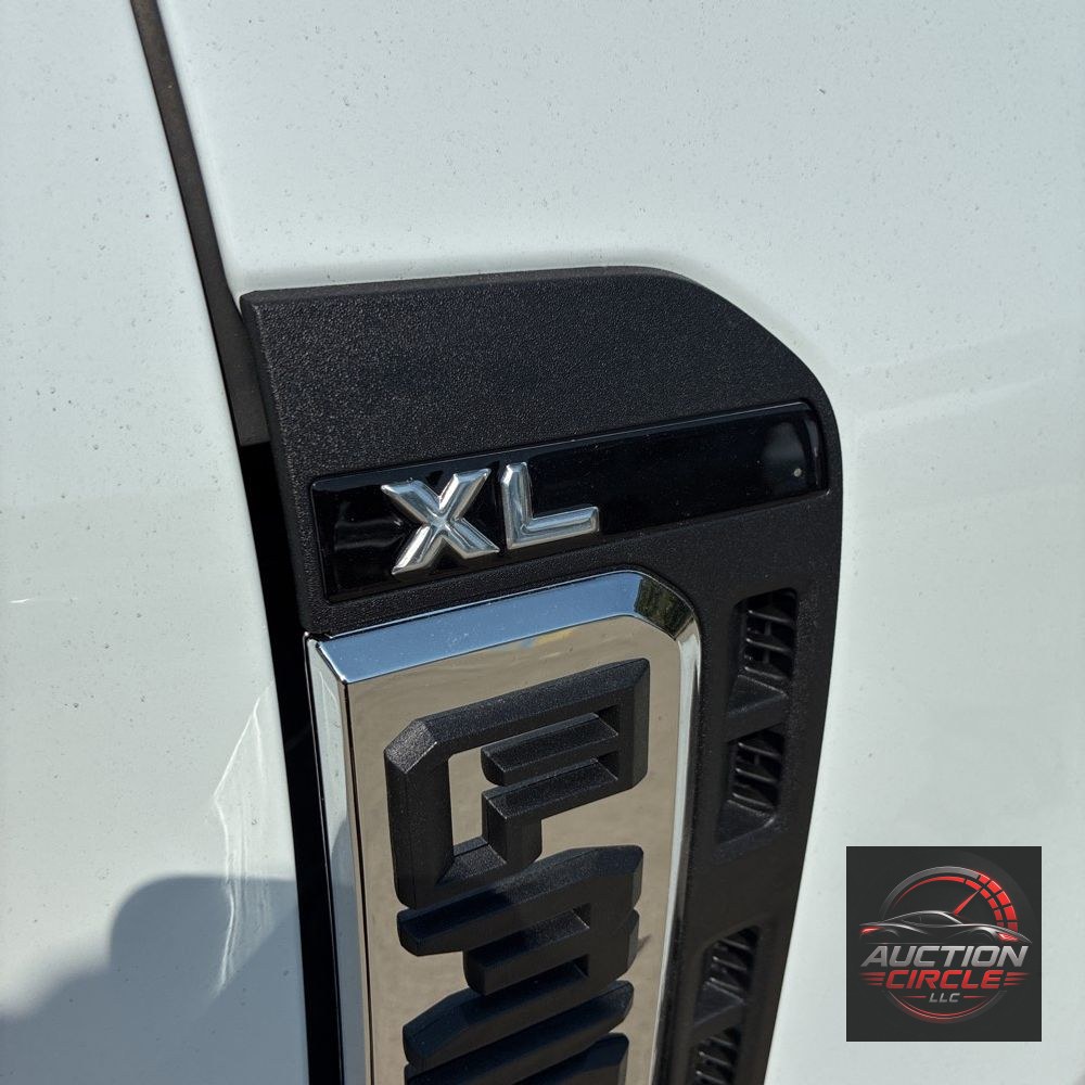 2025 Ford F-350 Super Duty XL