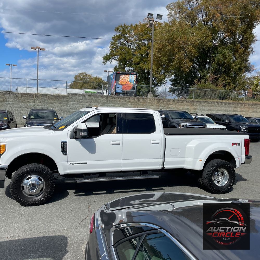2017 Ford F-350 Super Duty Lariat