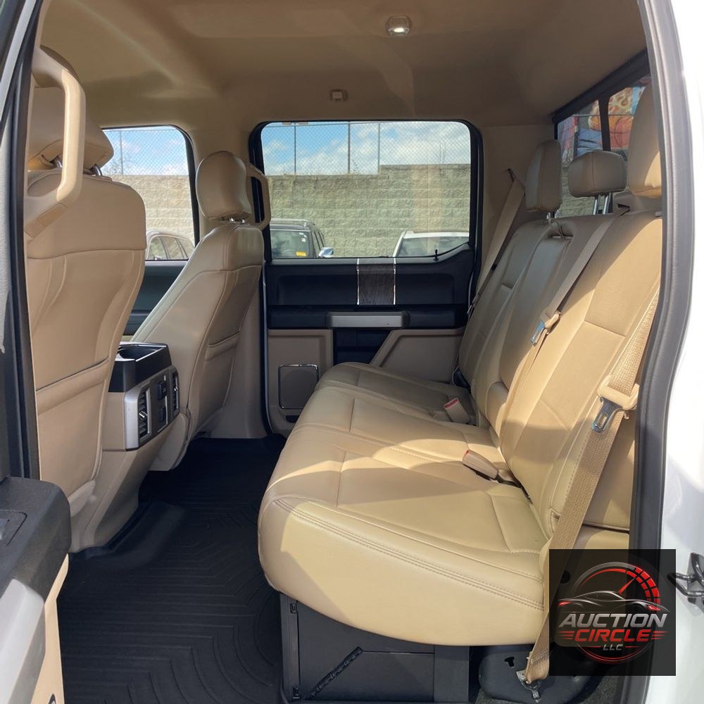 2017 Ford F-350 Super Duty Lariat