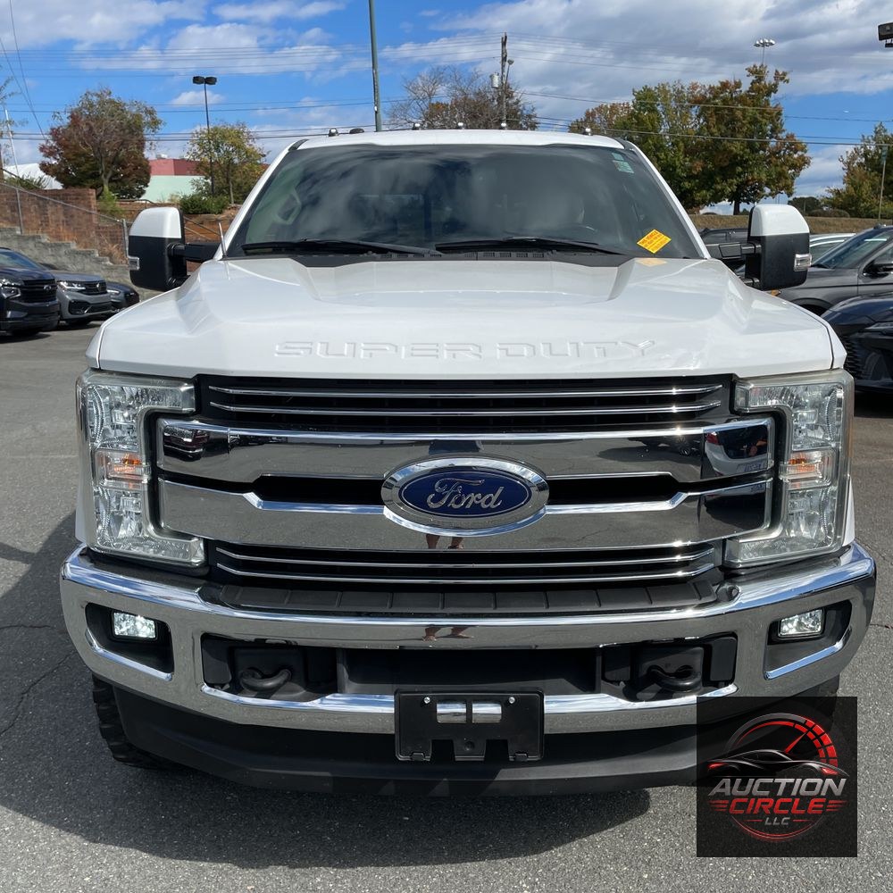 2017 Ford F-350 Super Duty Lariat