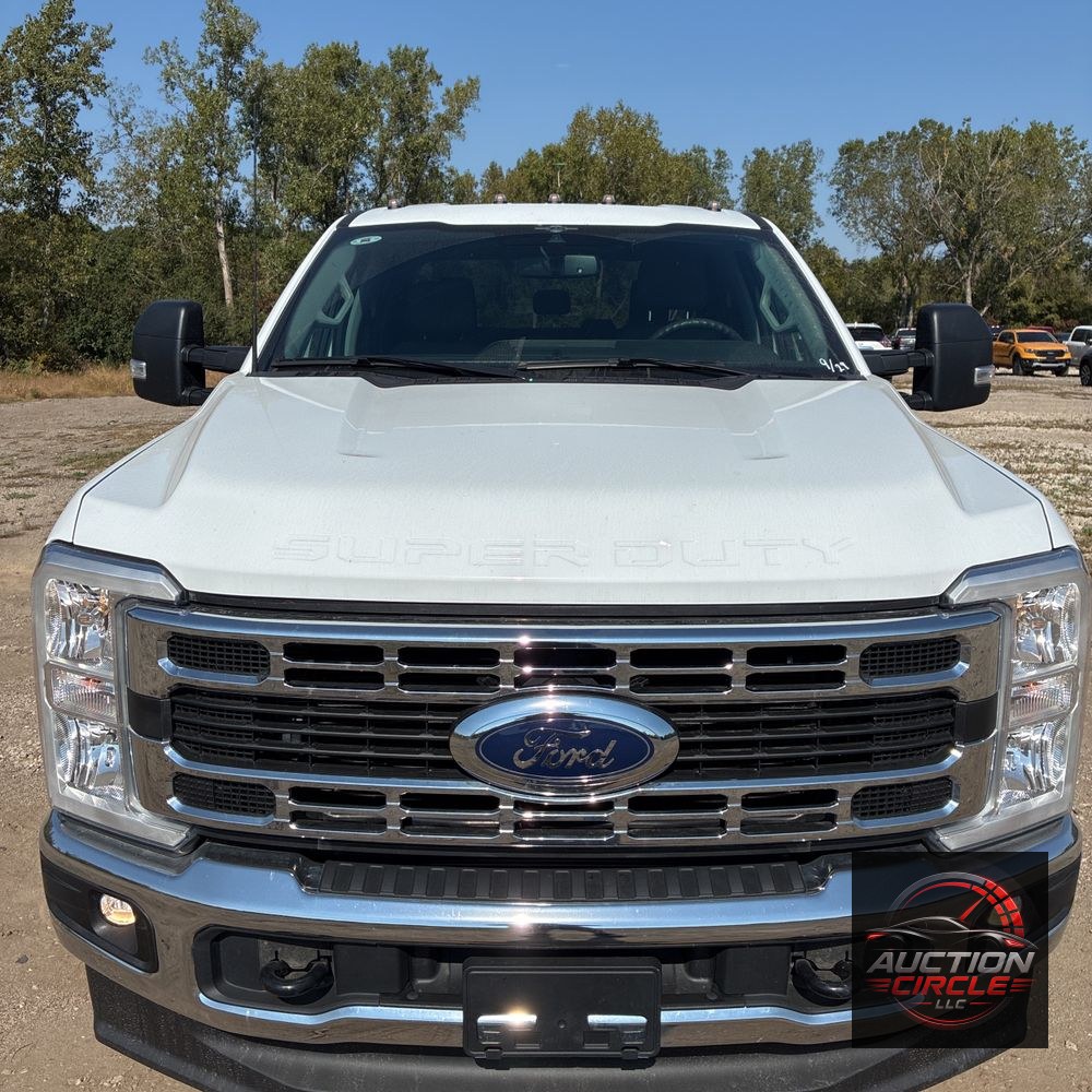 2023 Ford F350 S/D XLT
