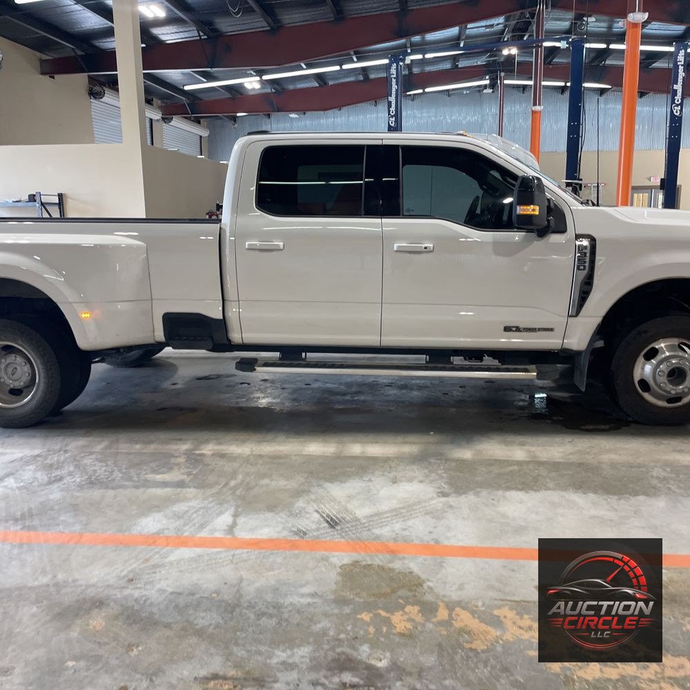 2024 Ford F-350 Super Duty Lariat