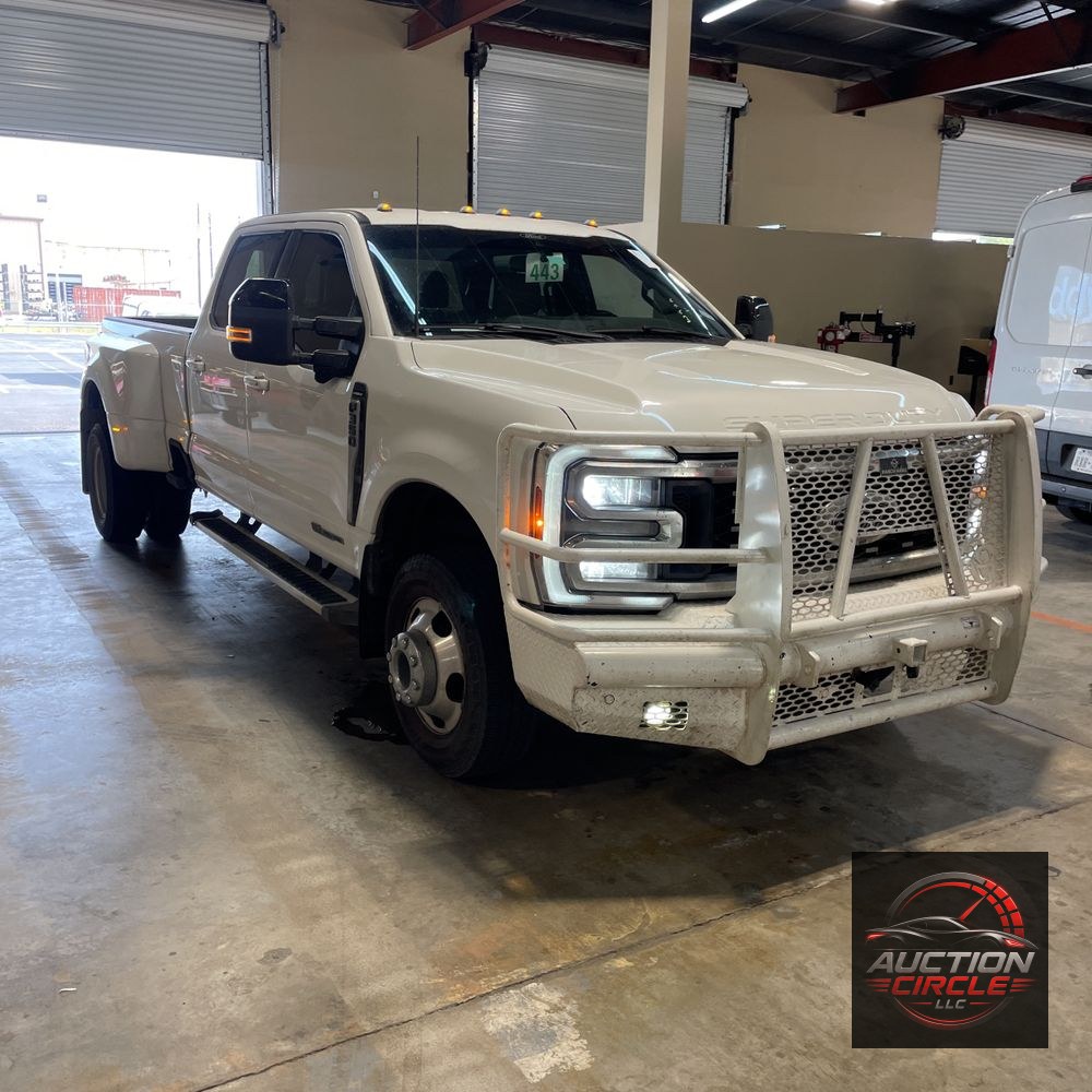 2024 Ford F-350 Super Duty Lariat