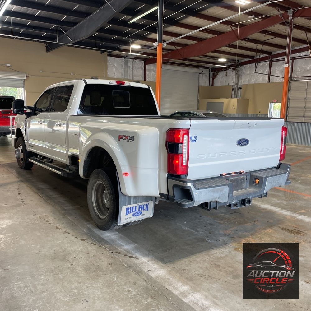 2024 Ford F-350 Super Duty Lariat