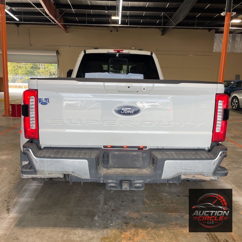 2024 Ford F-350 Super Duty Lariat