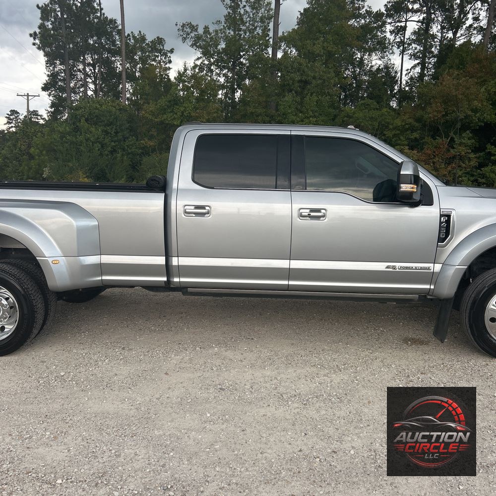 2022 Ford F-450 Super Duty Limited