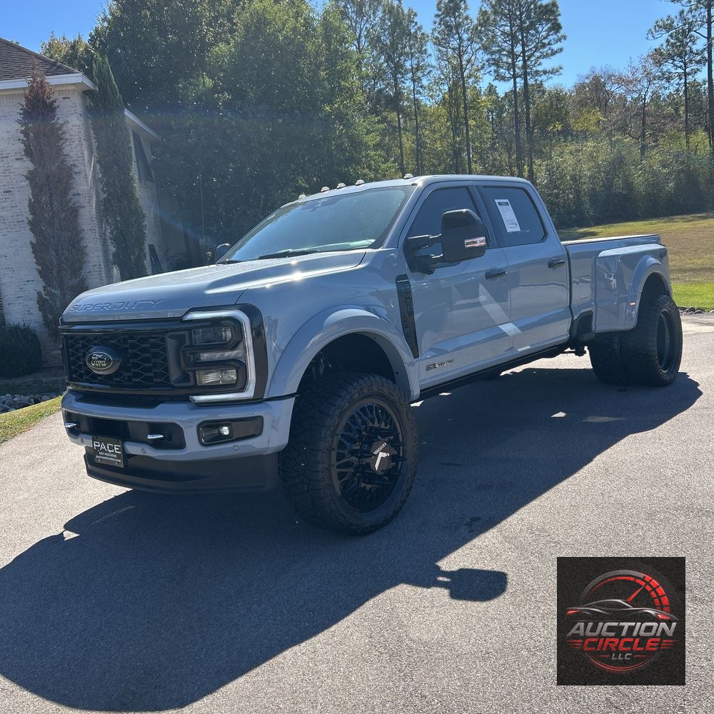 2024 Ford F-450 Super Duty Platinum