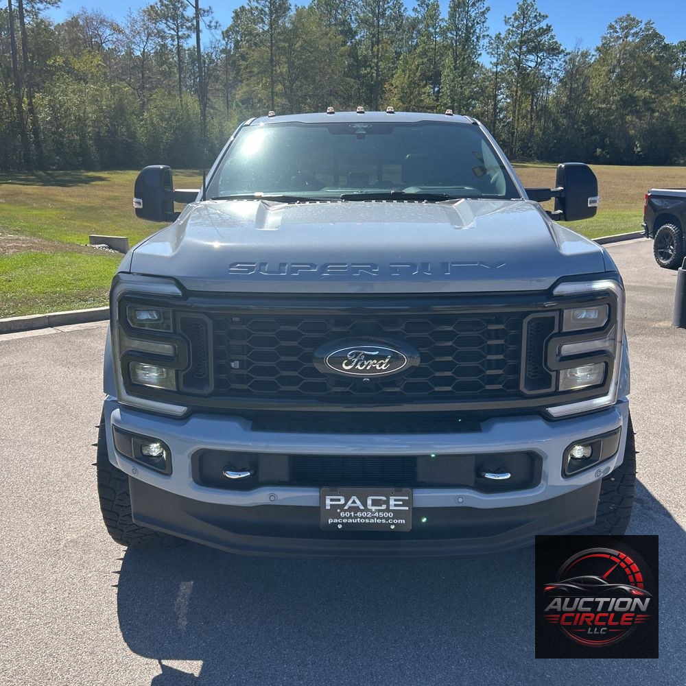2024 Ford F-450 Super Duty Platinum