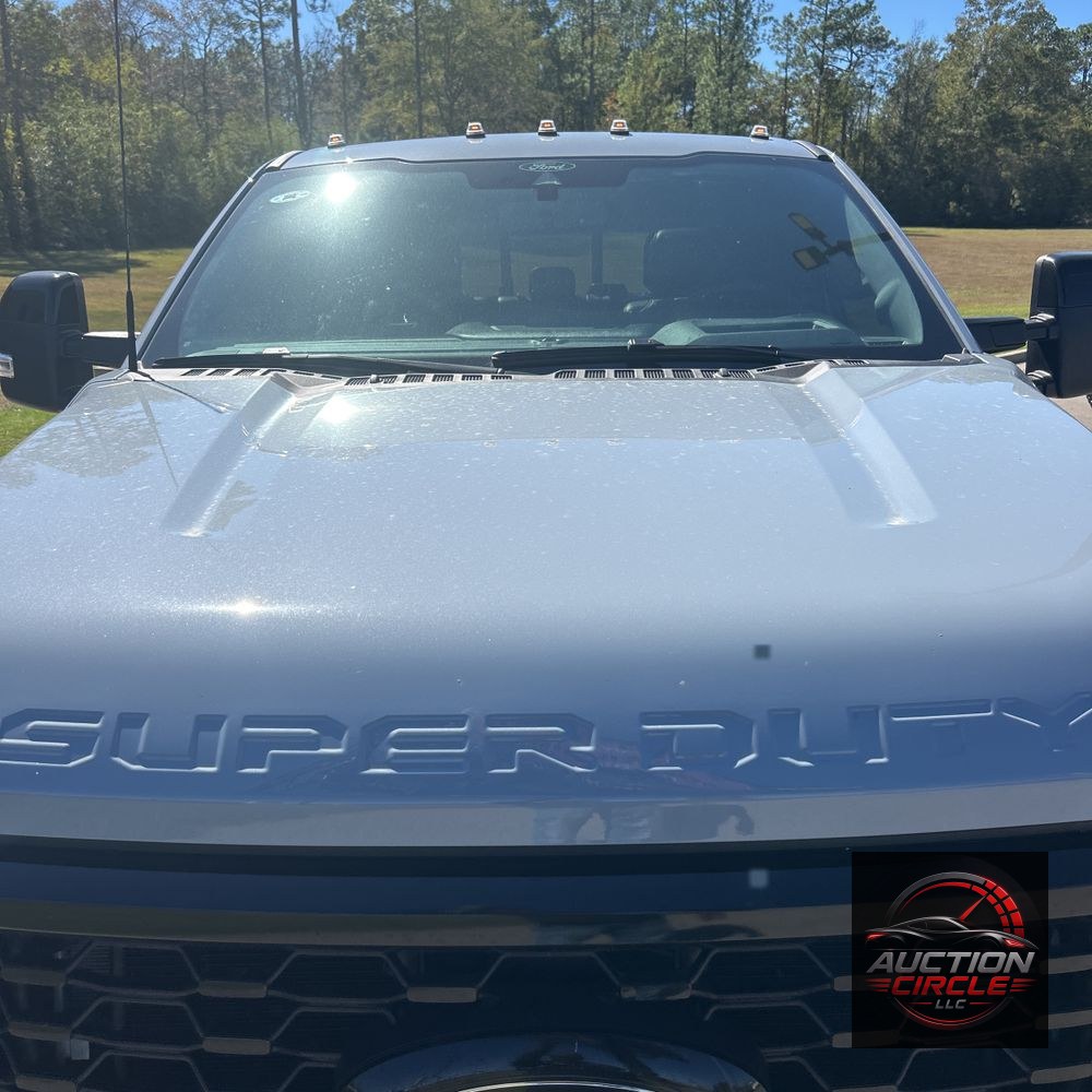 2024 Ford F-450 Super Duty Platinum