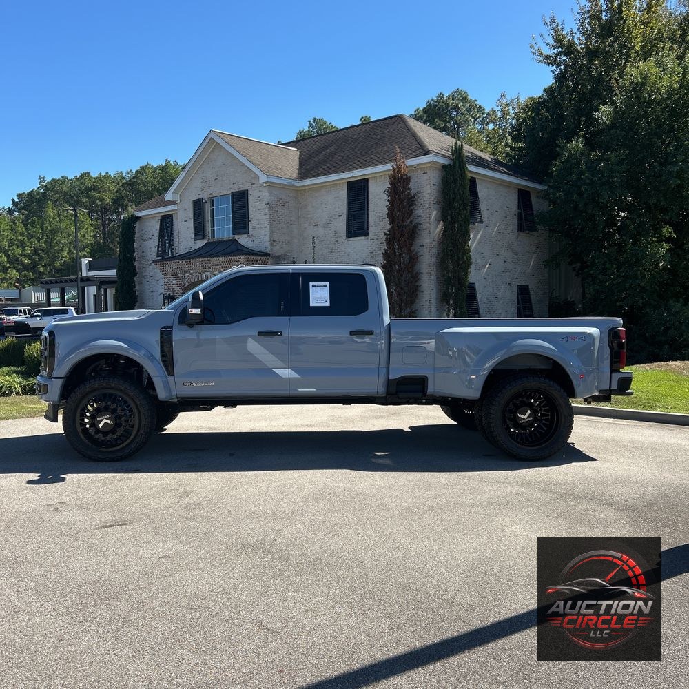 2024 Ford F-450 Super Duty Platinum