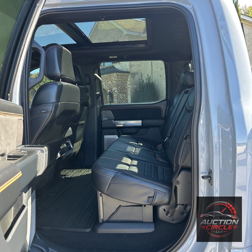 2024 Ford F-450 Super Duty Platinum