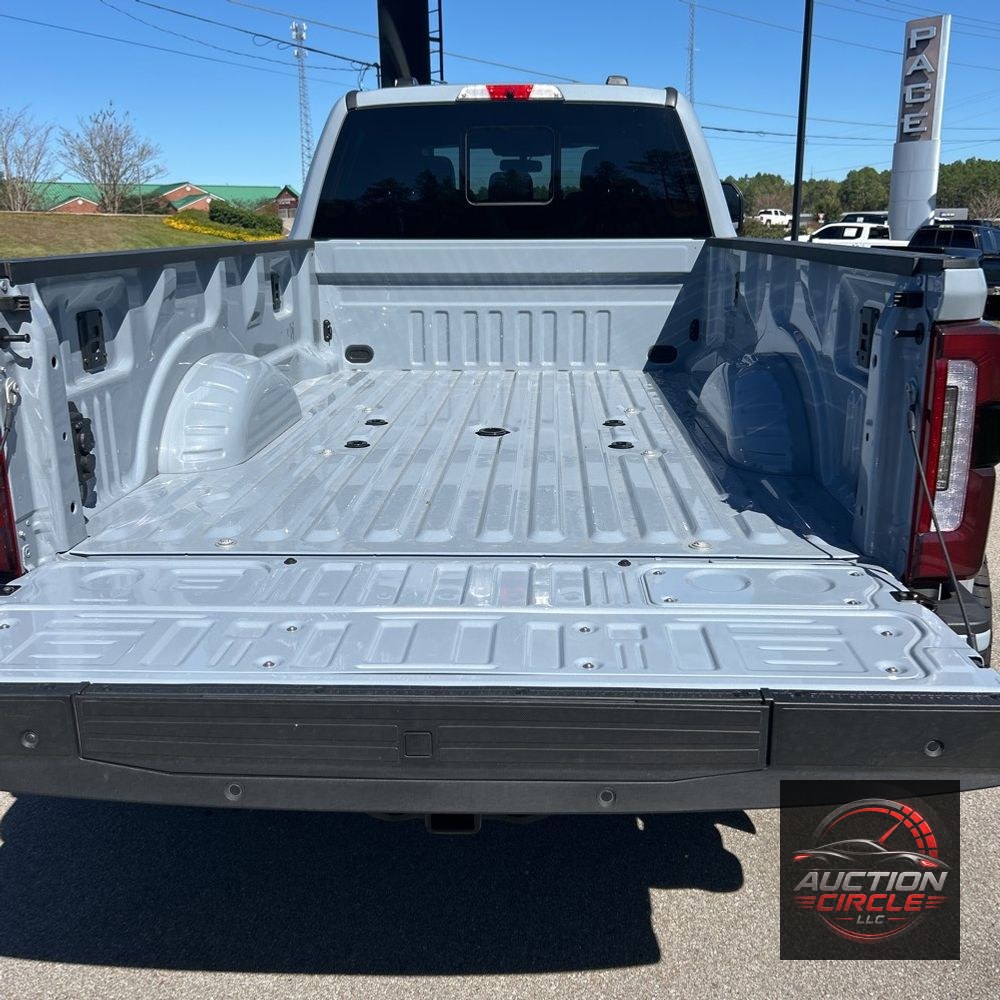 2024 Ford F-450 Super Duty Platinum