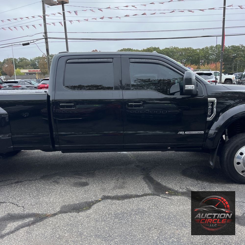 2022 Ford F-450 Super Duty Lariat