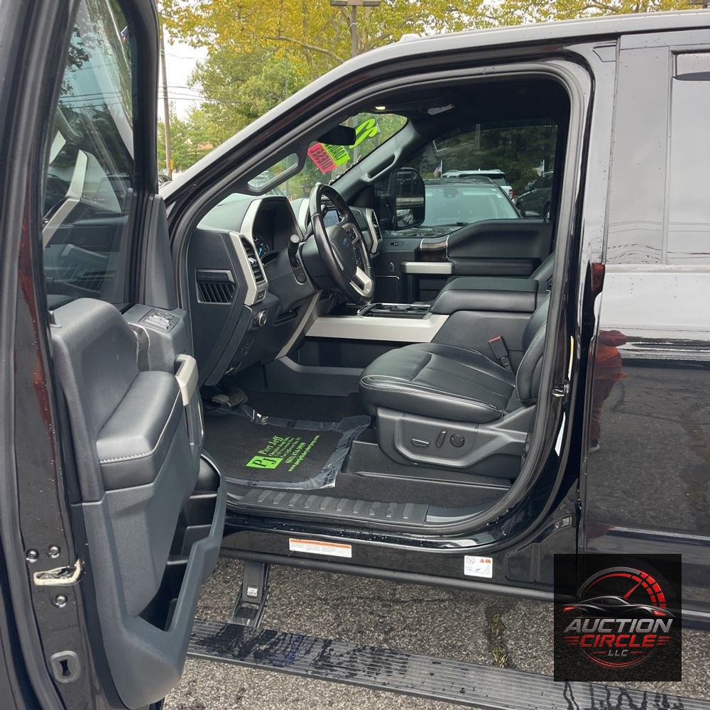 2022 Ford F-450 Super Duty Lariat