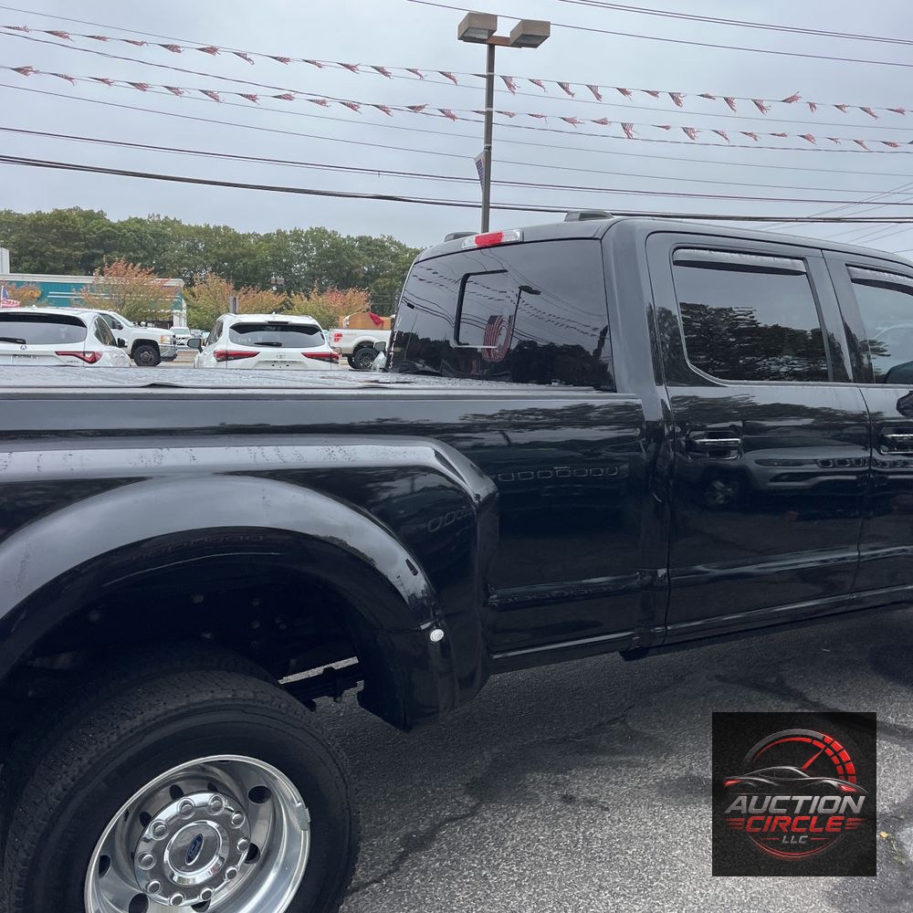 2022 Ford F-450 Super Duty Lariat